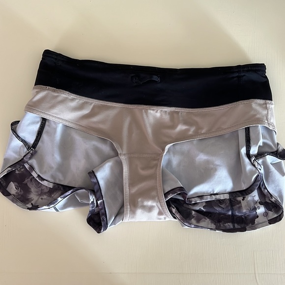 Lululemon Speed Up shorts - Picture 4 of 4